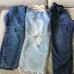 Three pairs of maturity jeans from indigo blue hardly been worn size large